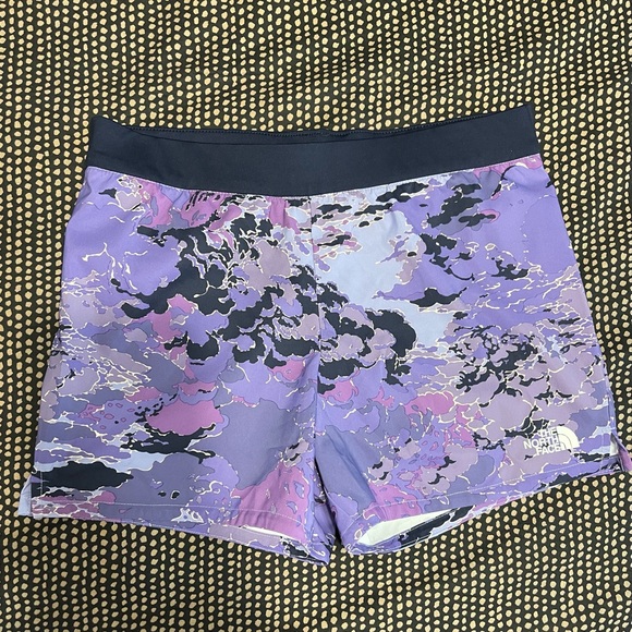 North Face Shirt and Shorts - Picture 6 of 7